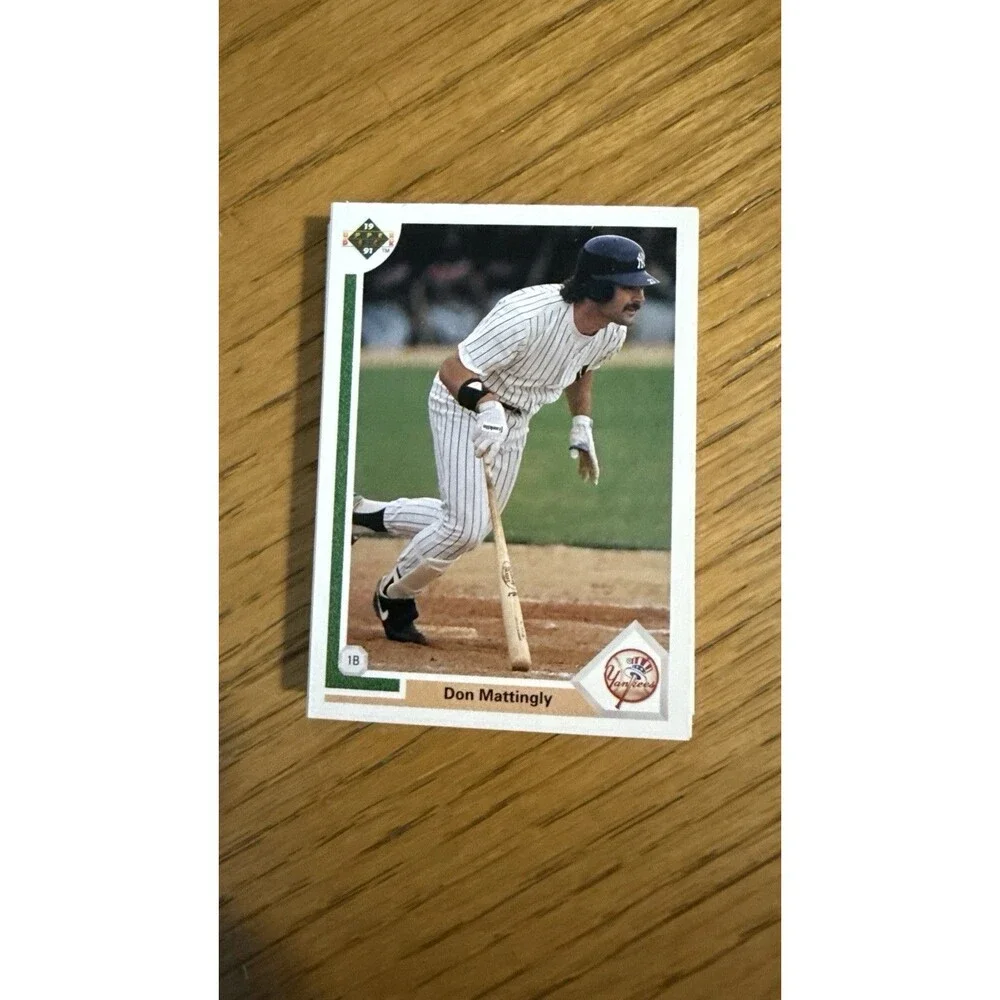 1991 Upper Deck Don Mattingly #354 New York Yankees Bulk Lot of 28 Cards